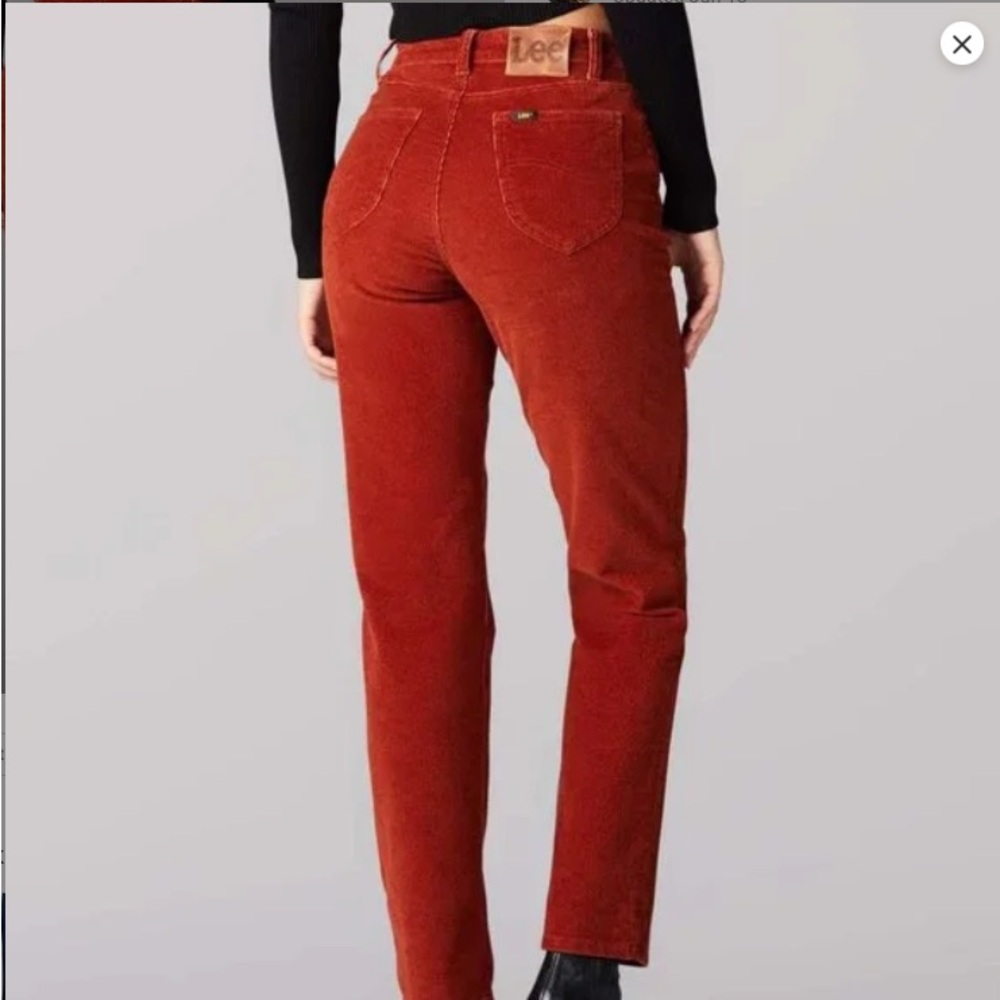 Lee “Vintage Modern” High Rise Straight Leg Corduroy pants